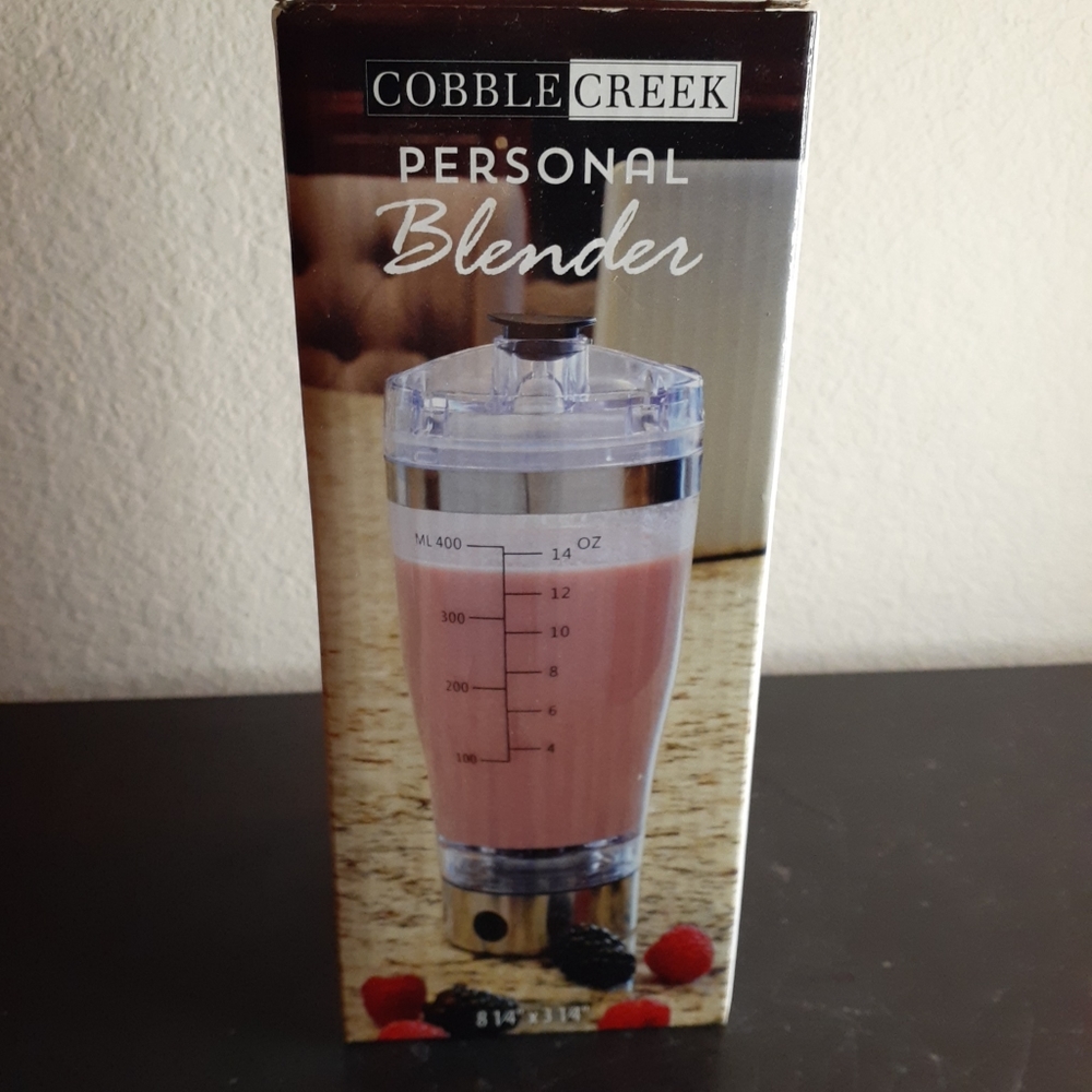 NEW IN BOX Cobble Creek Personal Blender